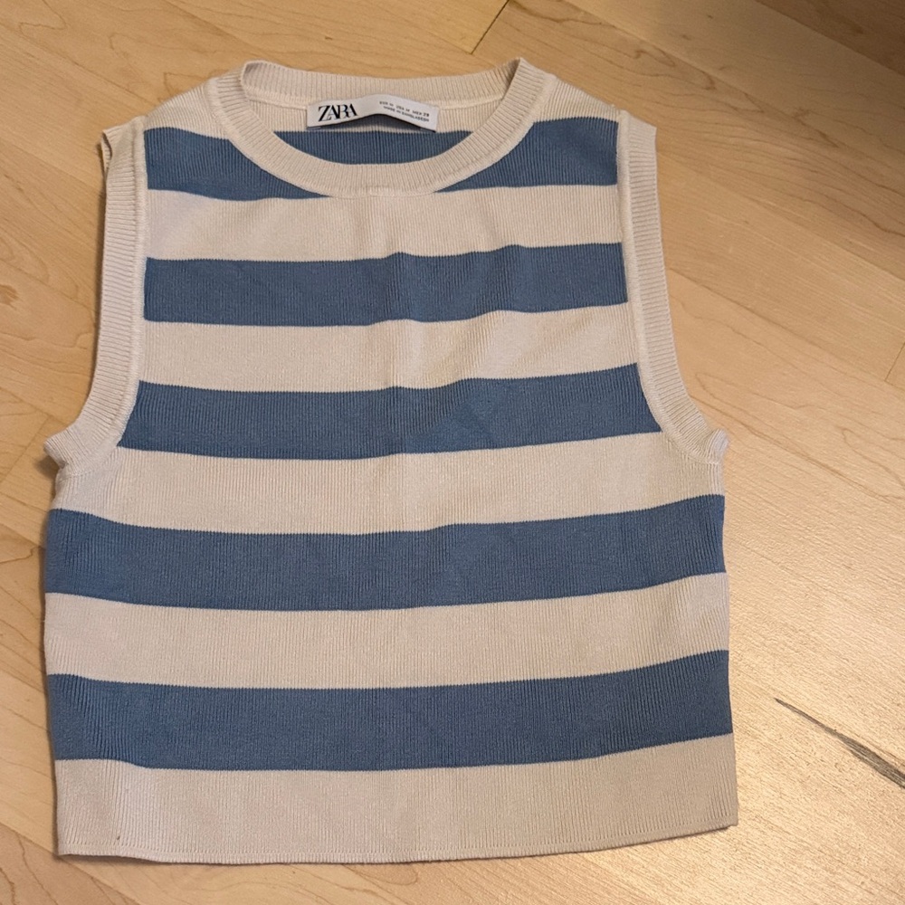 Zara striped crop top (cream and dusty blue) Medium